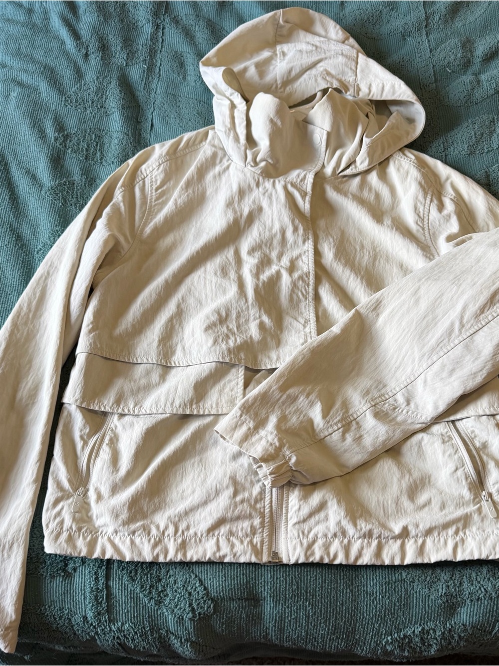 lululemon athletica Cream Lightweight Hooded Shirt Jacket